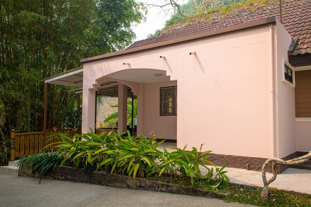 Rinrada Resort Chiang Mai Ngoại thất bức ảnh