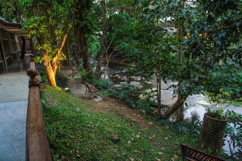 Rinrada Resort Chiang Mai Ngoại thất bức ảnh